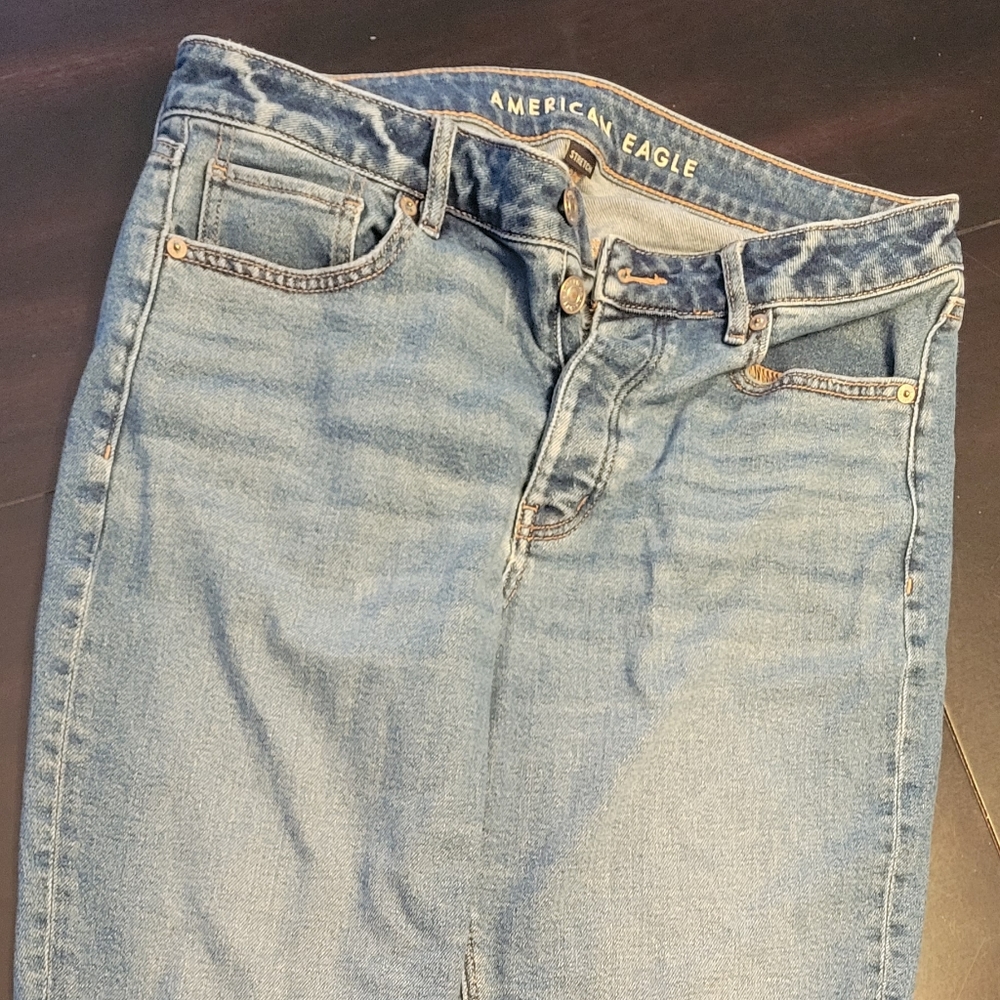 AE midrise boyfriend jeans size 10 reg